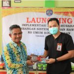Penyerahan Mobil Operasional Kepada Dokter Spesialis